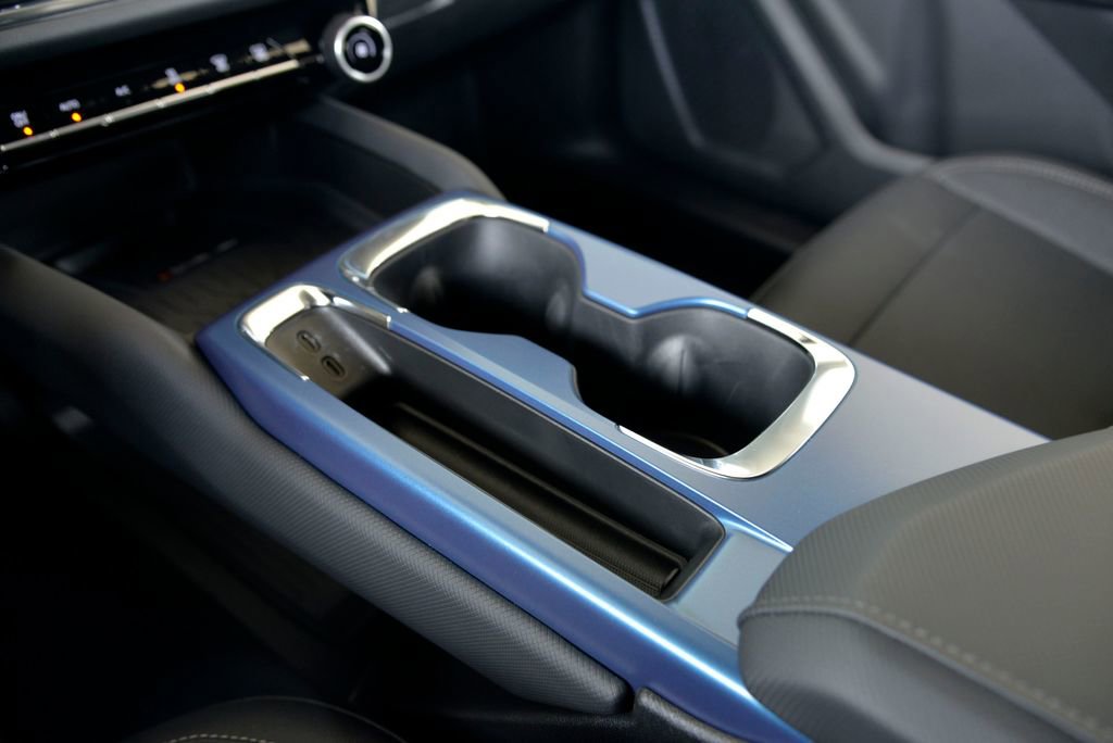 Used 2025 Chevrolet Equinox EV LT w/ Convenience Package image 25