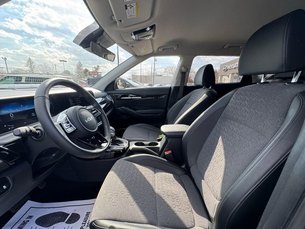 Used 2024 Kia Seltos S image 21
