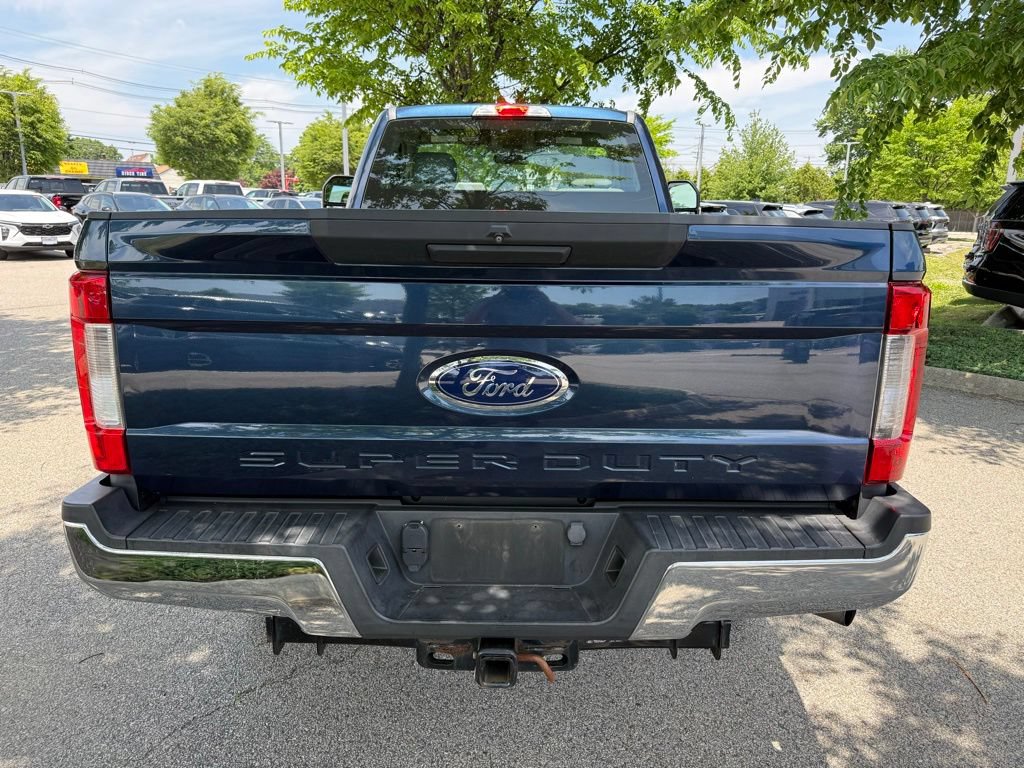 Used 2018 Ford F250 XL w/ Power Equipment Group AWD/4WD image 4