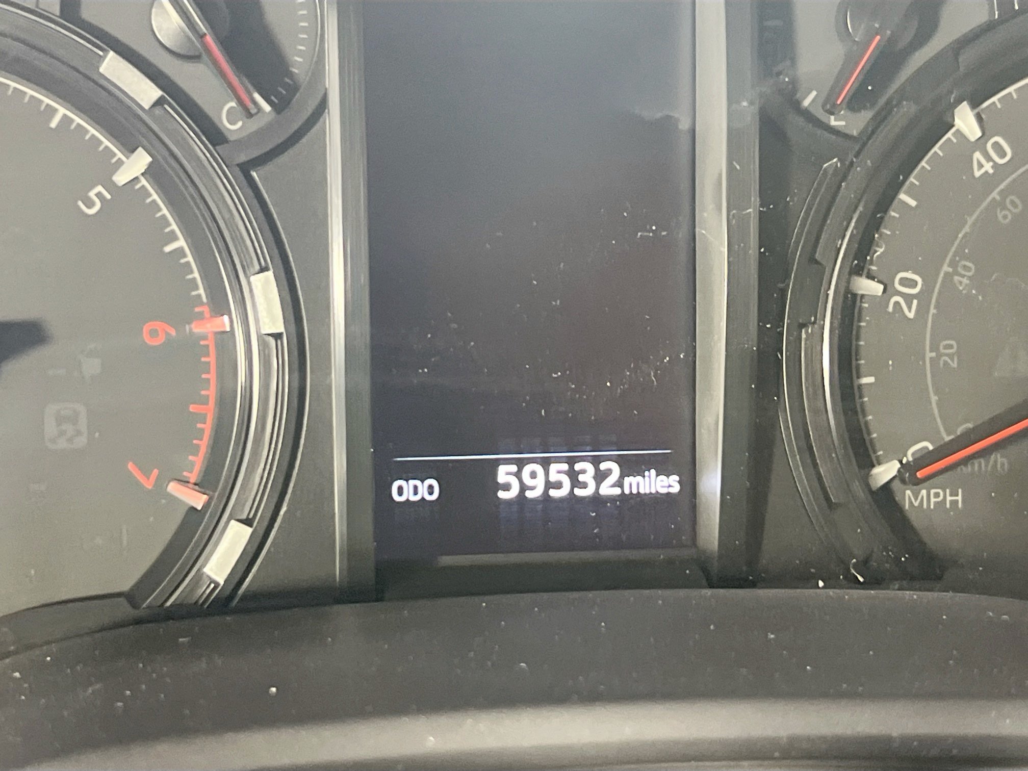 Used 2020 Toyota 4Runner SR5 AWD/4WD image 12
