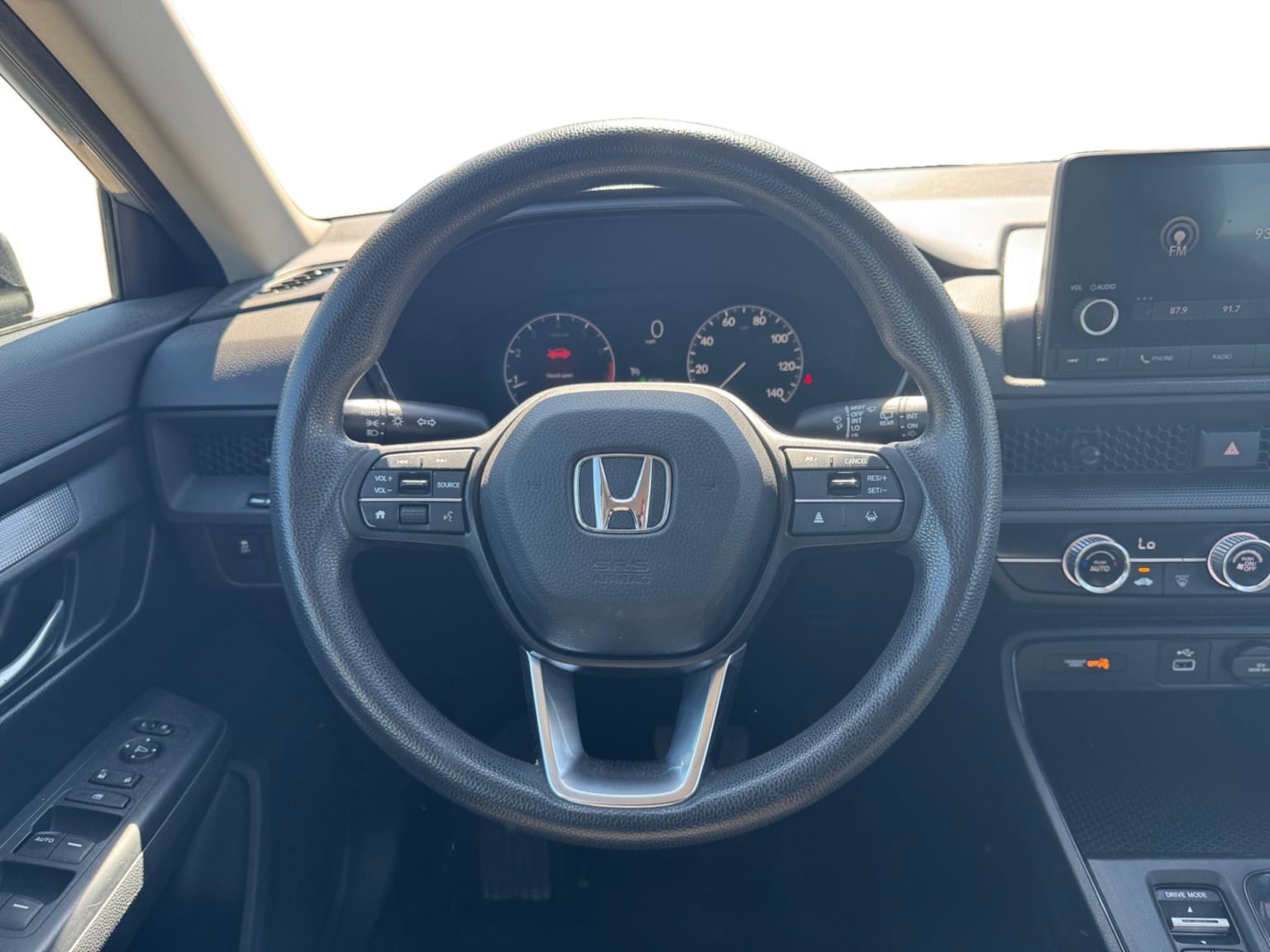Used 2023 Honda CR-V LX image 13