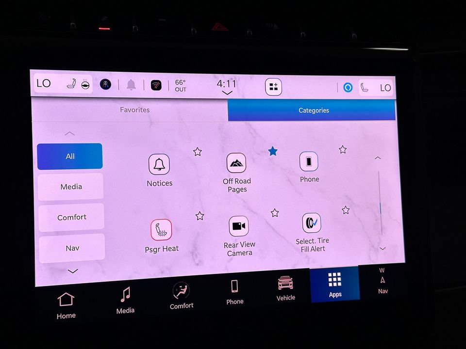 New 2025 Jeep Grand Cherokee Limited w/ Black Appearance Package image 40