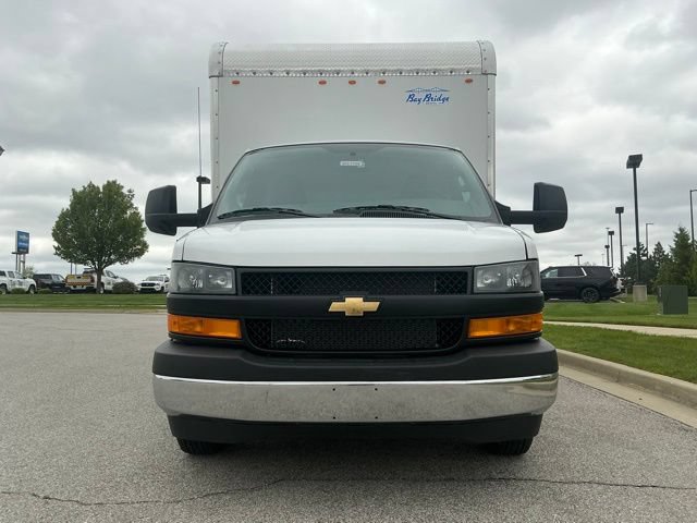 New 2026 Chevrolet Express 4500 w/ Power Convenience Package RWD image 10