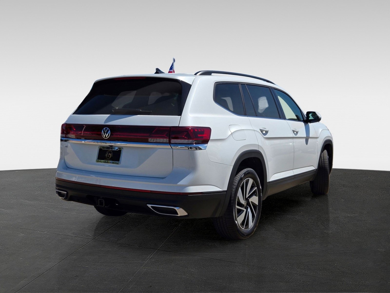 New 2026 Volkswagen Atlas SE image 4