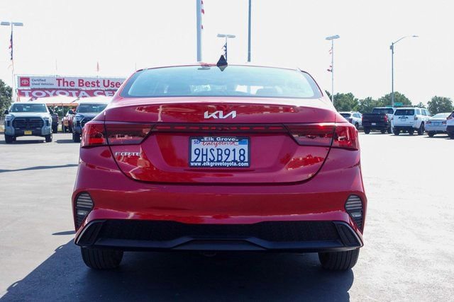 Used 2023 Kia Forte LXS w/ LXS Technology Package image 9
