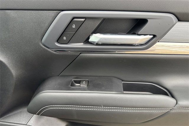 New 2026 GMC Terrain Elevation w/ Elevation Premium Package image 20