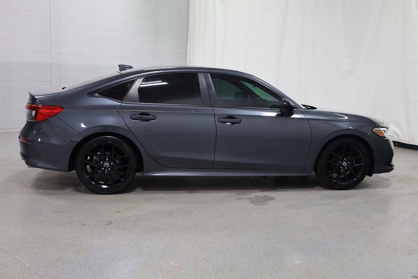 Used 2024 Honda Civic Sport image 10