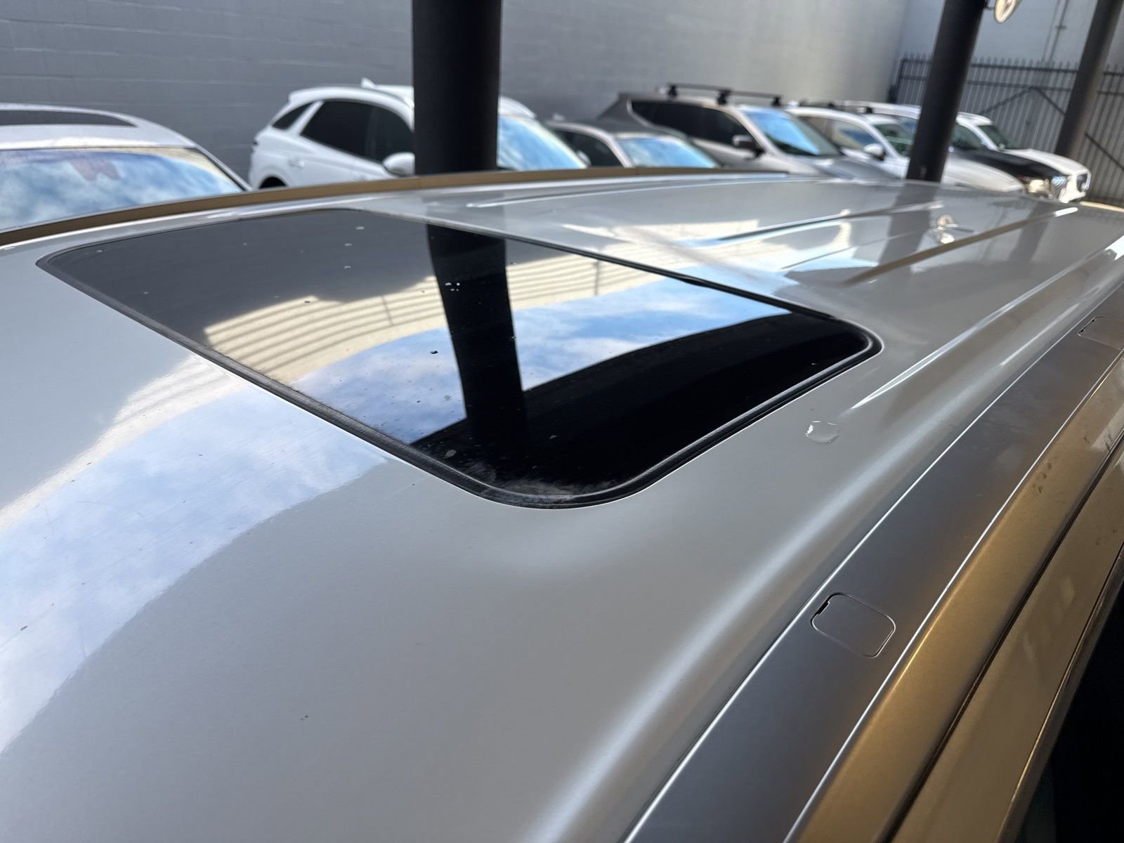 Used 2019 Toyota Highlander XLE image 4