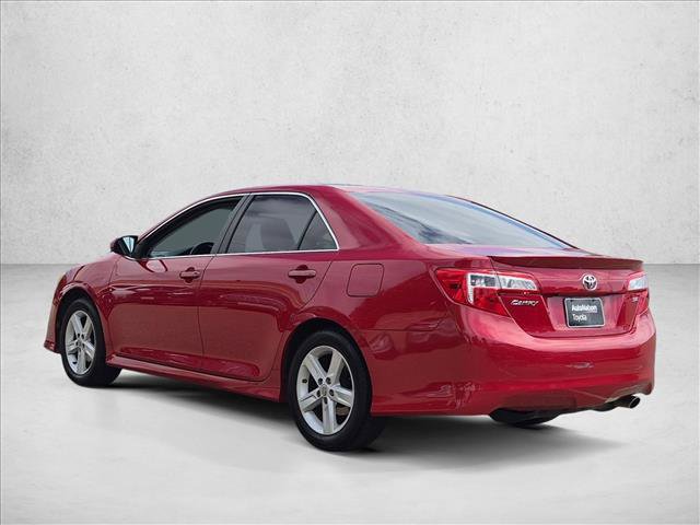 Used 2014 Toyota Camry SE FWD image 7