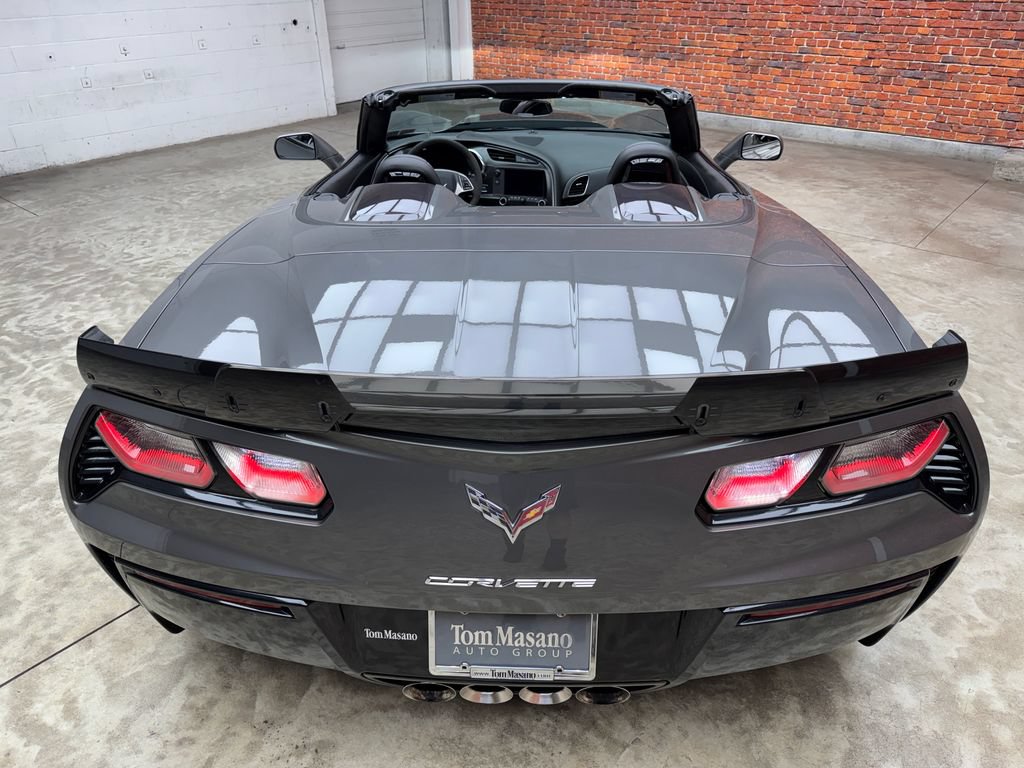 Used 2015 Chevrolet Corvette Z06 w/ 3LZ Preferred Equipment Group RWD image 24