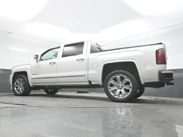 Used 2017 GMC Sierra 1500 Denali w/ Denali Ultimate Package AWD/4WD image 34