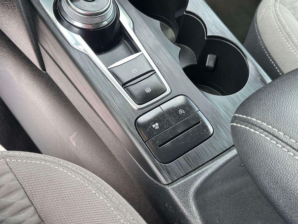 Used 2020 Ford Escape SE AWD/4WD image 32