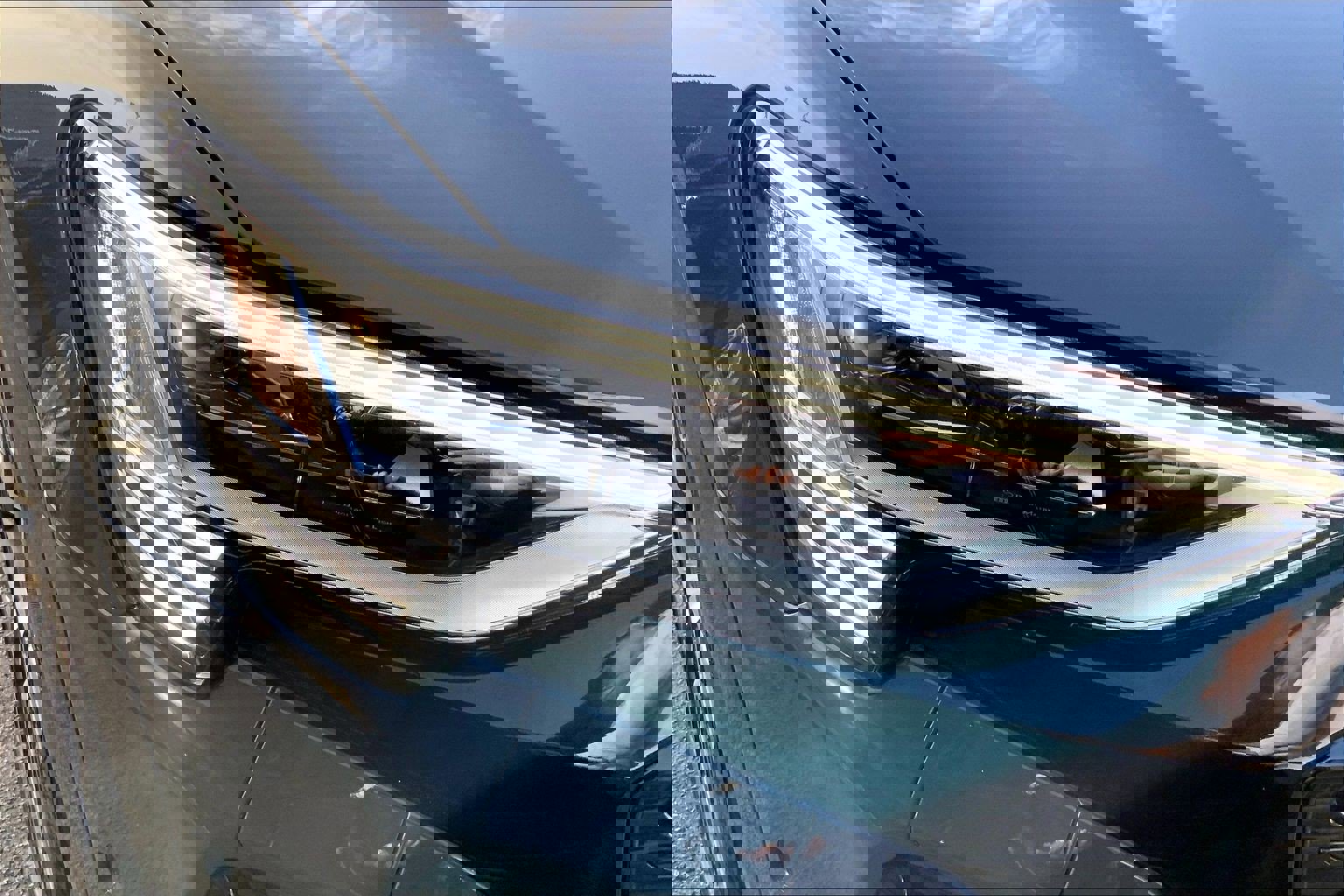 Used 2024 Audi Q8 e-tron Prestige image 26