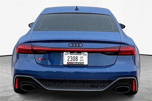 Used 2024 Audi RS 7 Performance w/ Matte Carbon Package image 4