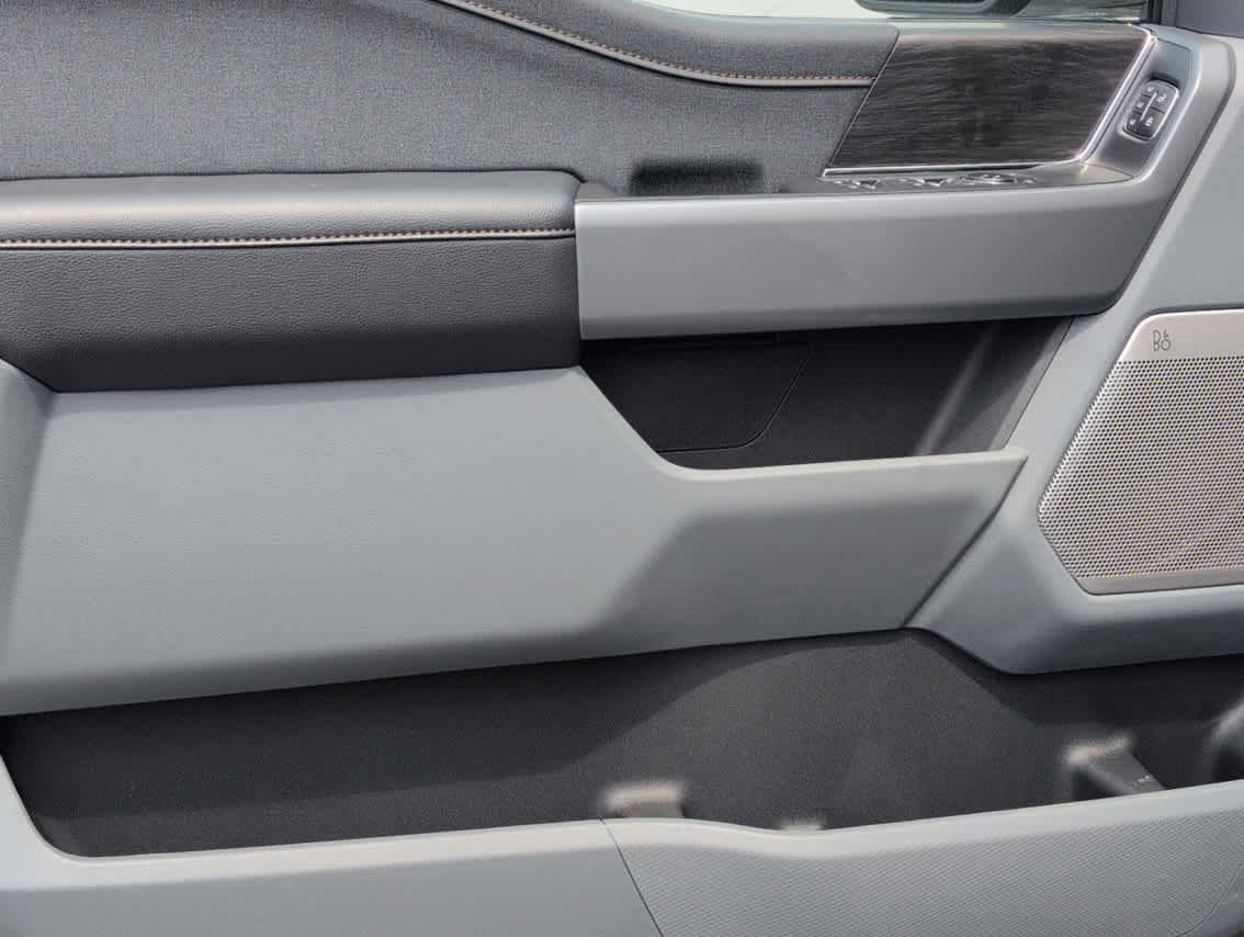 New 2025 Ford F150 Lariat w/ Equipment Group 502A High image 7