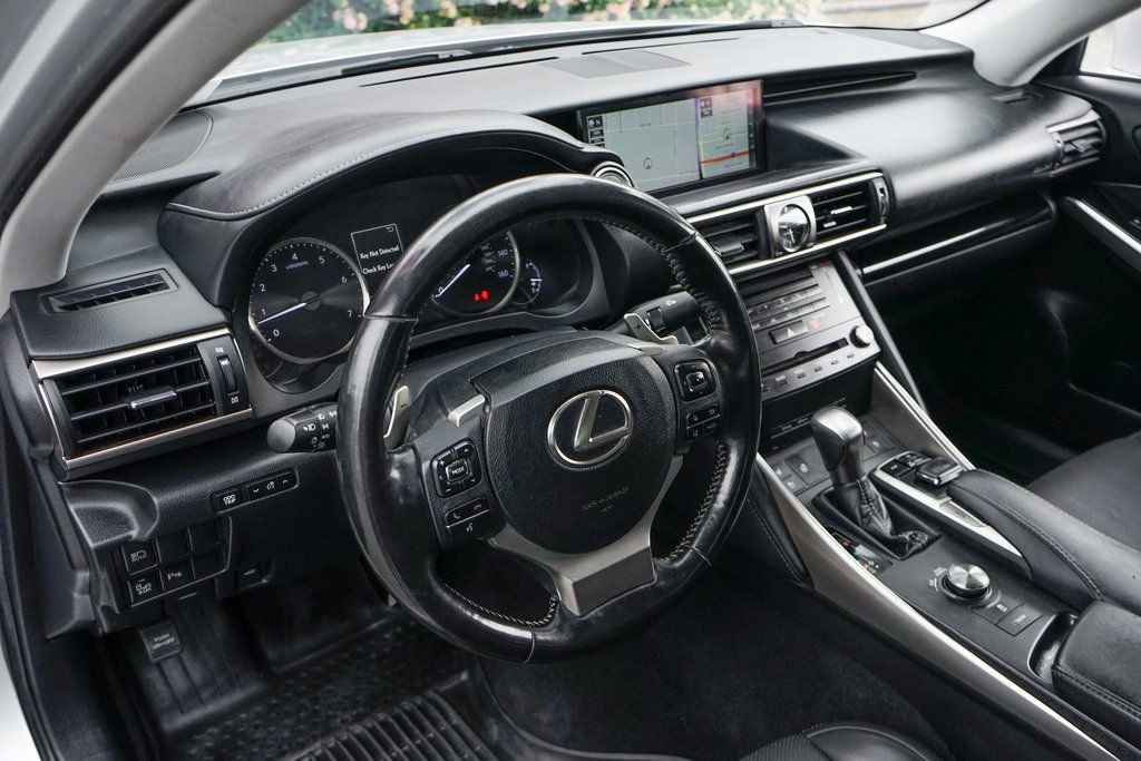 Used 2018 Lexus IS 300 AWD w/ Comfort Package image 17