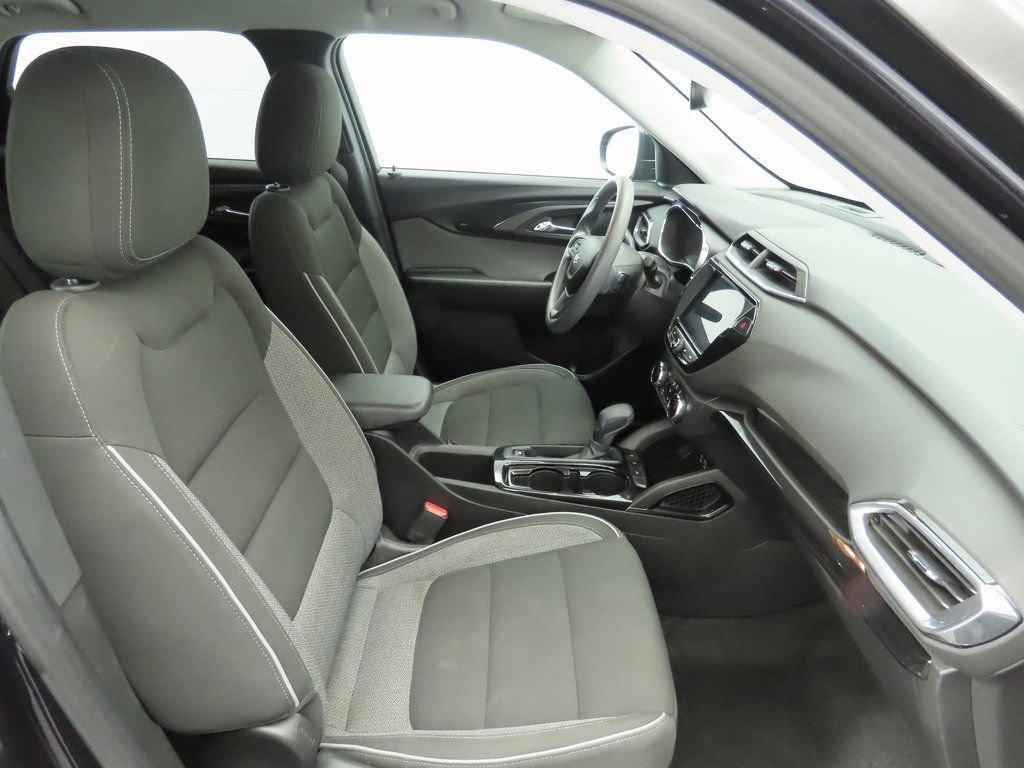 Used 2021 Chevrolet TrailBlazer LT w/ Convenience Package image 18