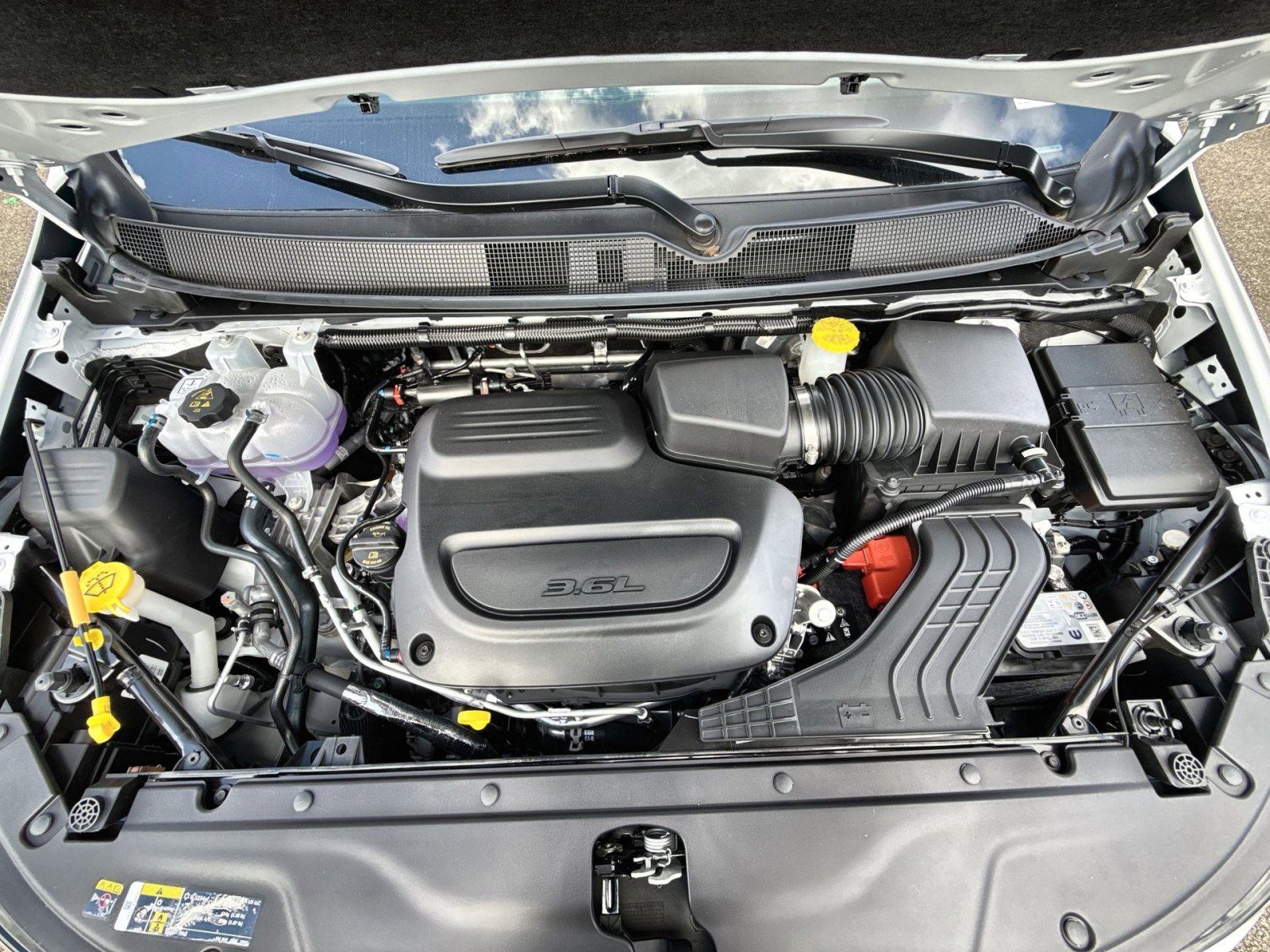 New 2026 Chrysler Pacifica Limited w/ S Appearance Package image 29