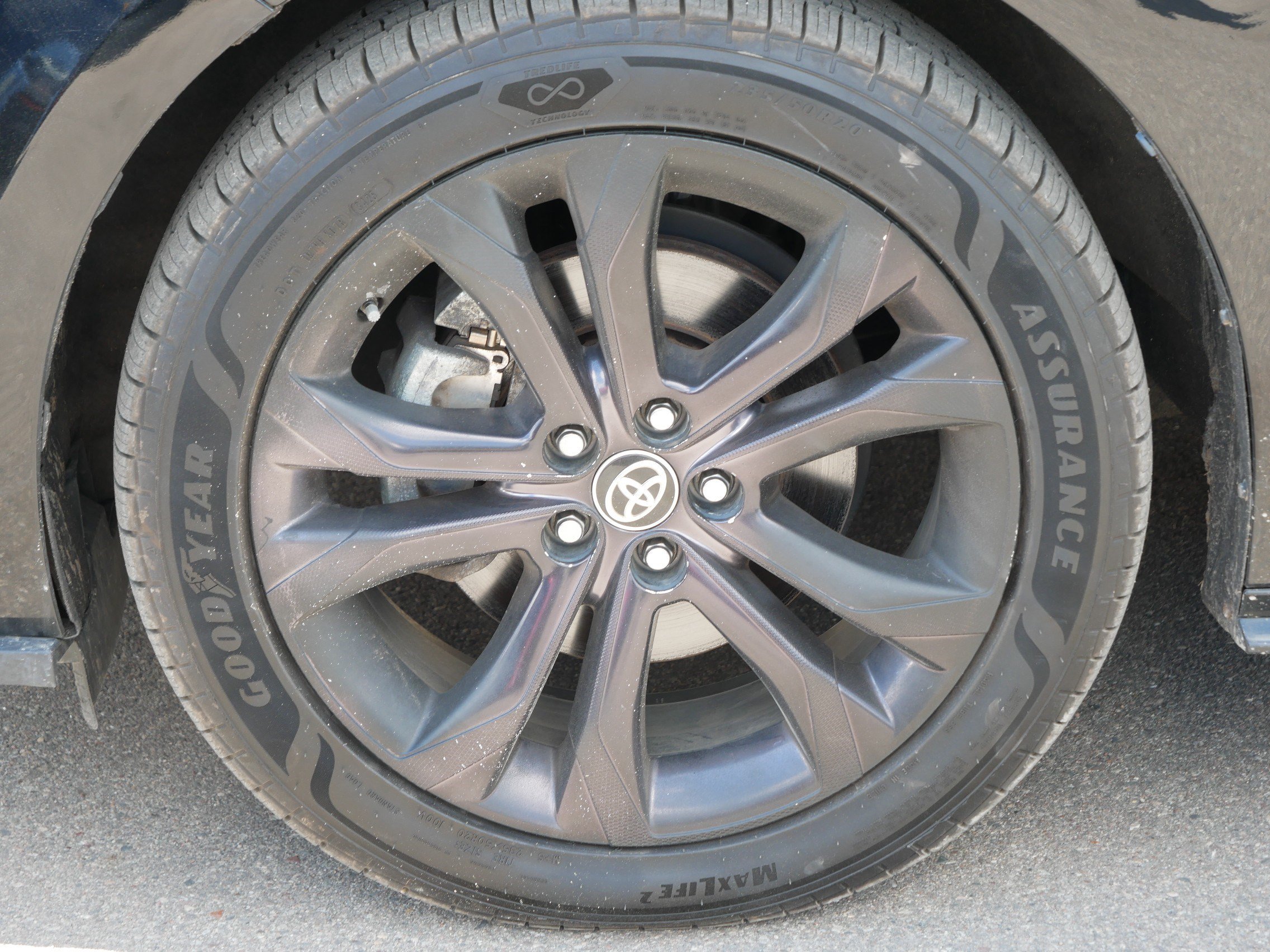Used 2021 Toyota Sienna XSE FWD image 15