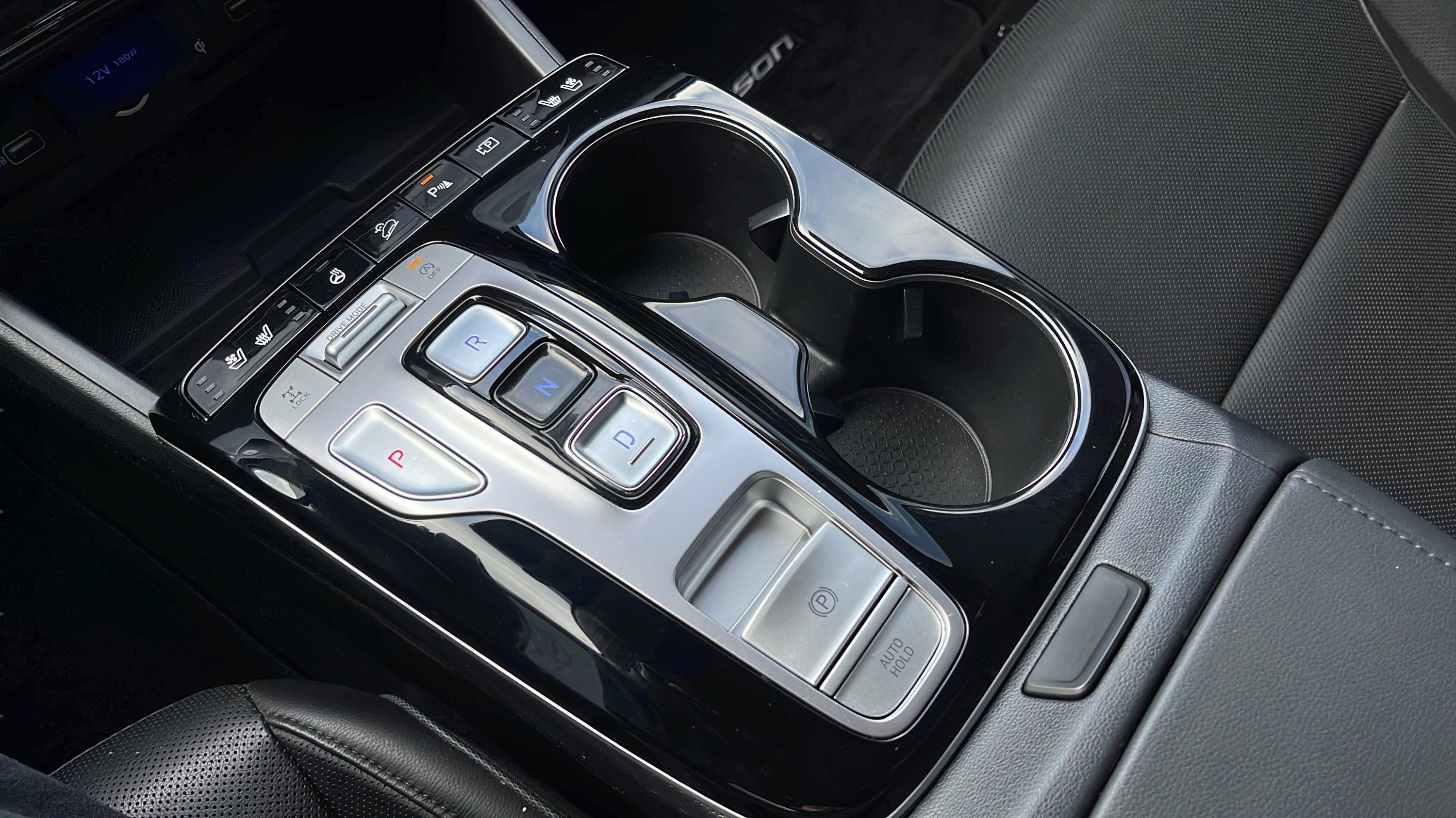 Used 2022 Hyundai Tucson Limited w/ Cargo Package image 15