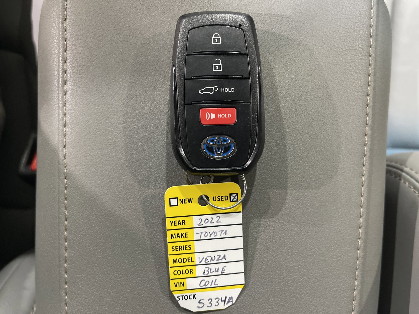 Used 2022 Toyota Venza XLE AWD/4WD image 26