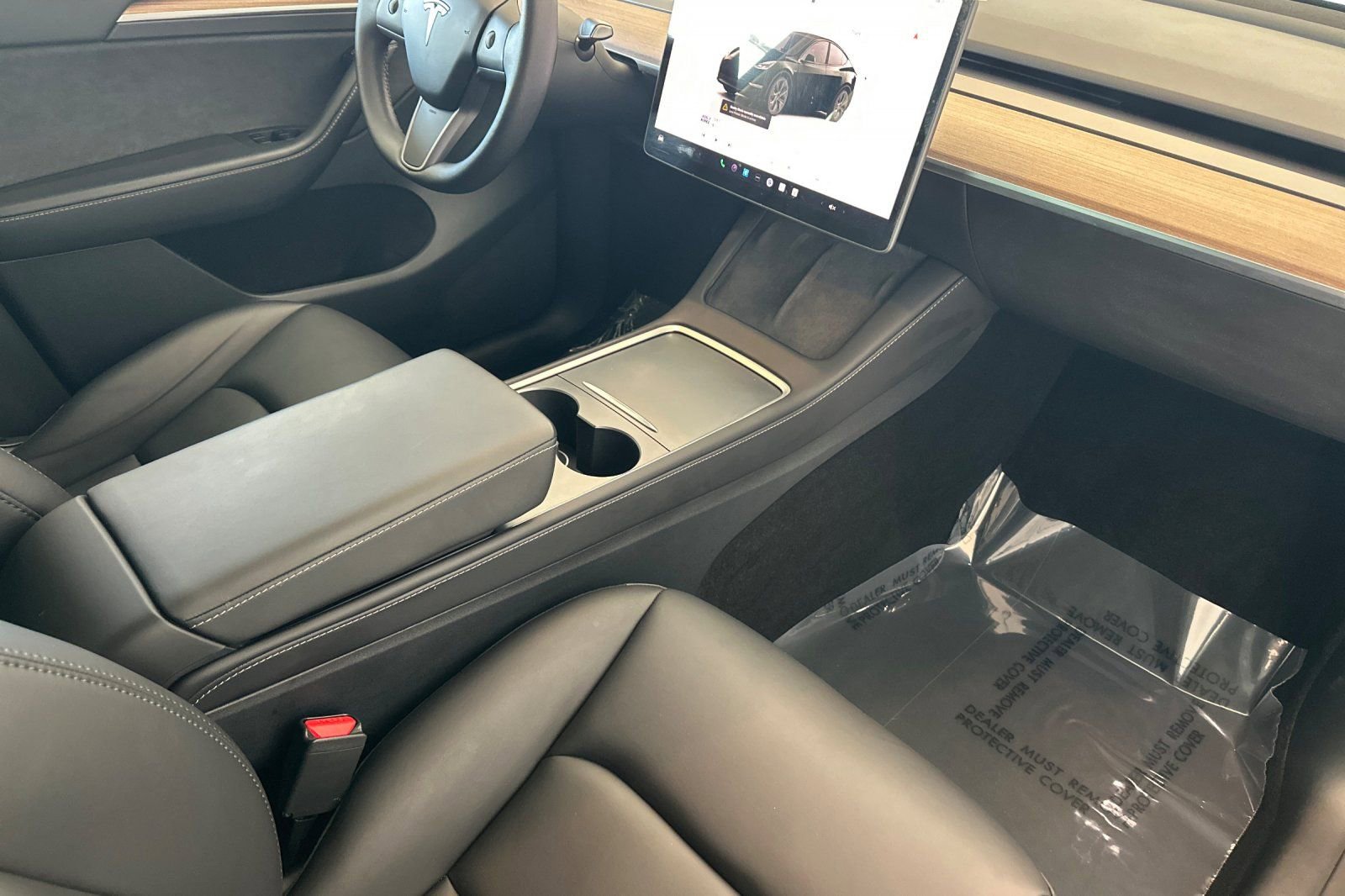 Used 2025 Tesla Model Y Long Range image 16