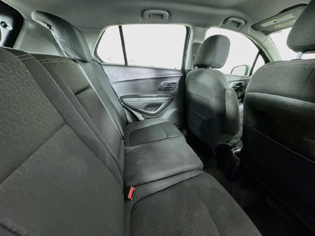 Used 2019 Chevrolet Trax LS FWD image 22
