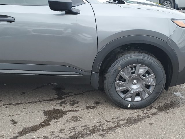 New 2026 Nissan Kicks S AWD/4WD image 9
