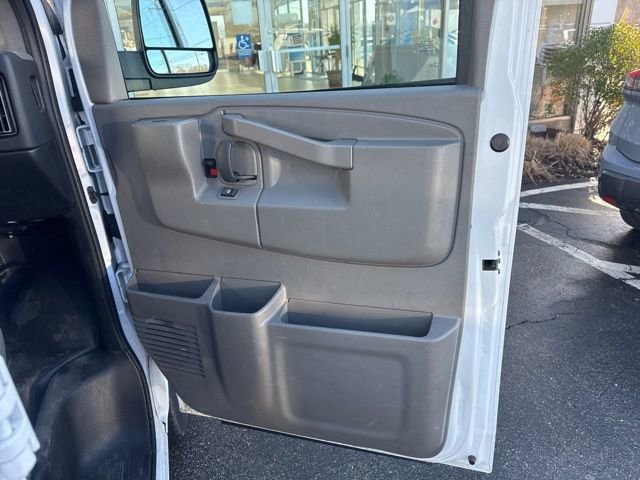 Used 2024 Chevrolet Express 2500 w/ Driver Convenience Package image 20