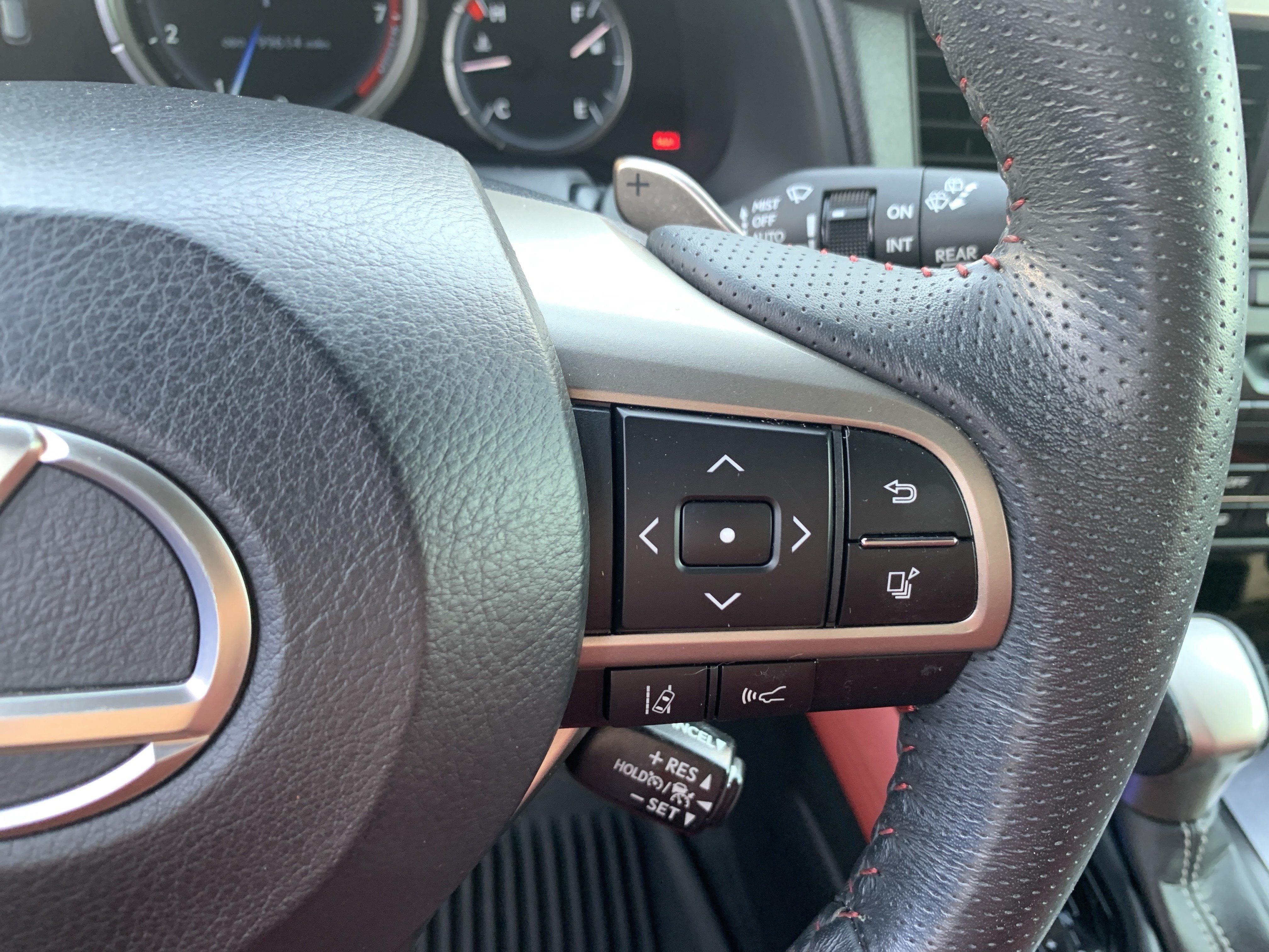 Used 2022 Lexus RX 350 F Sport w/ Accessory Package AWD/4WD image 20