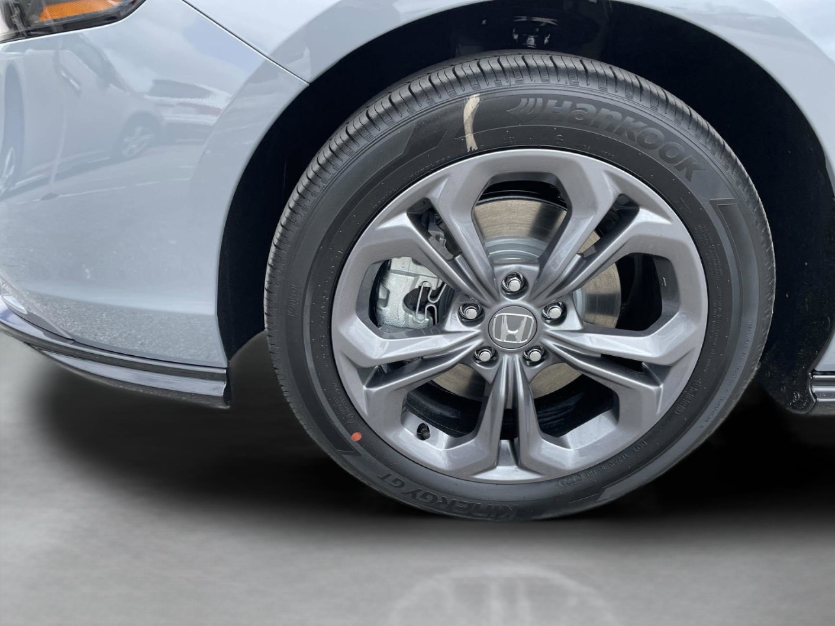 New 2025 Honda Accord EX-L image 15