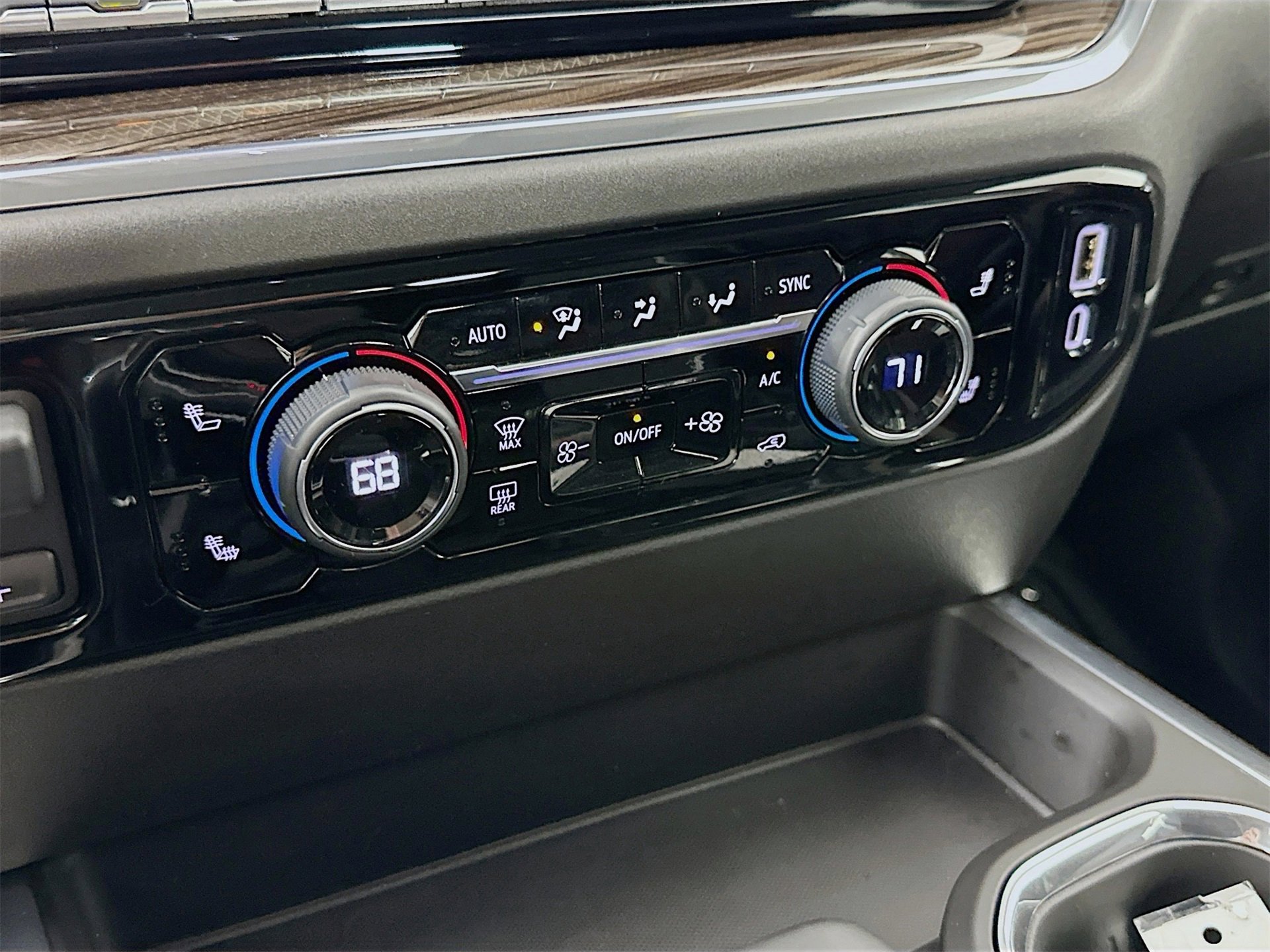 Used 2024 Chevrolet Silverado 1500 RST w/ All Star Edition Plus image 17