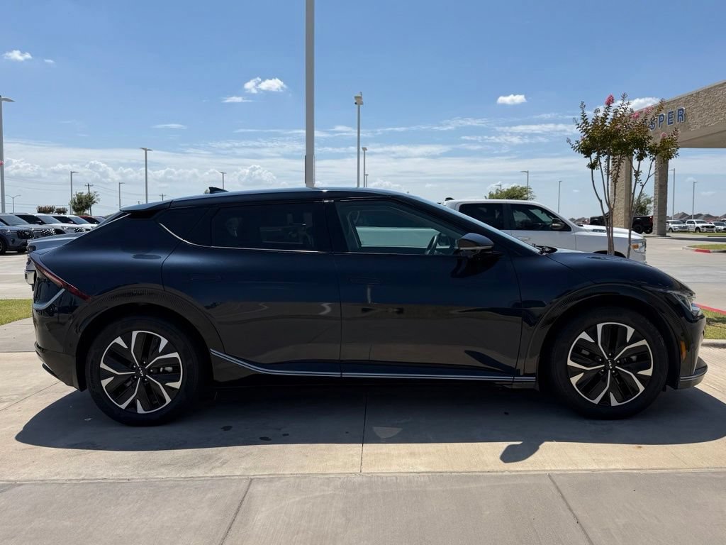Used 2022 Kia EV6 Wind w/ Wind Technology Package AWD/4WD image 21