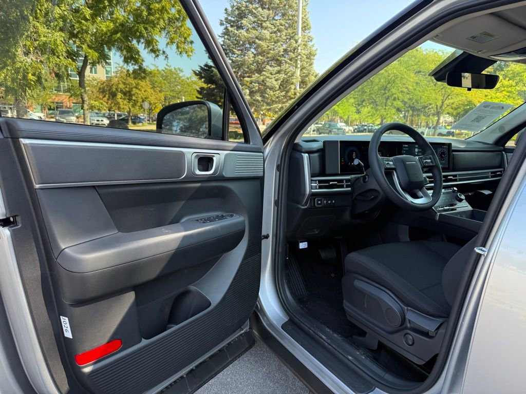 New 2026 Hyundai Santa Fe SE image 9
