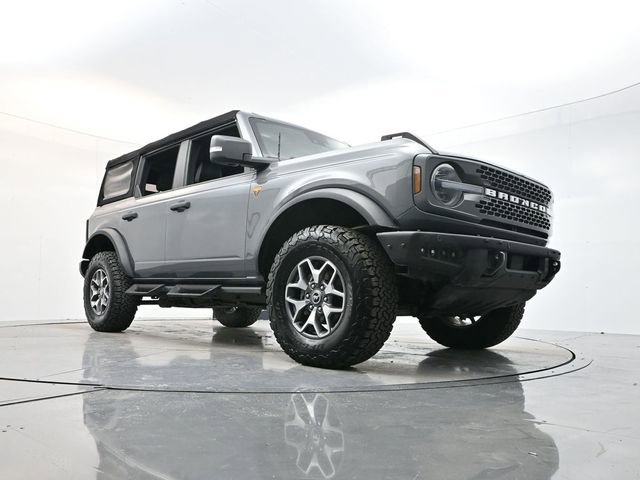 Used 2024 Ford Bronco Badlands image 31