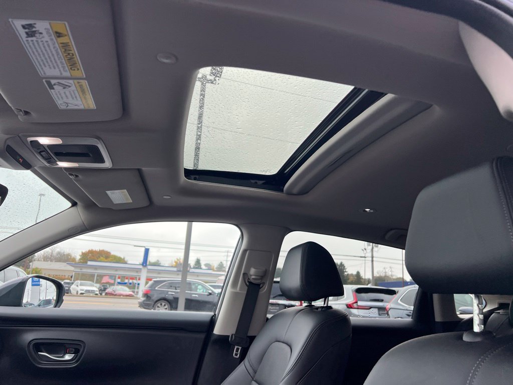 Certified 2027 Honda HR-V EX-L image 17