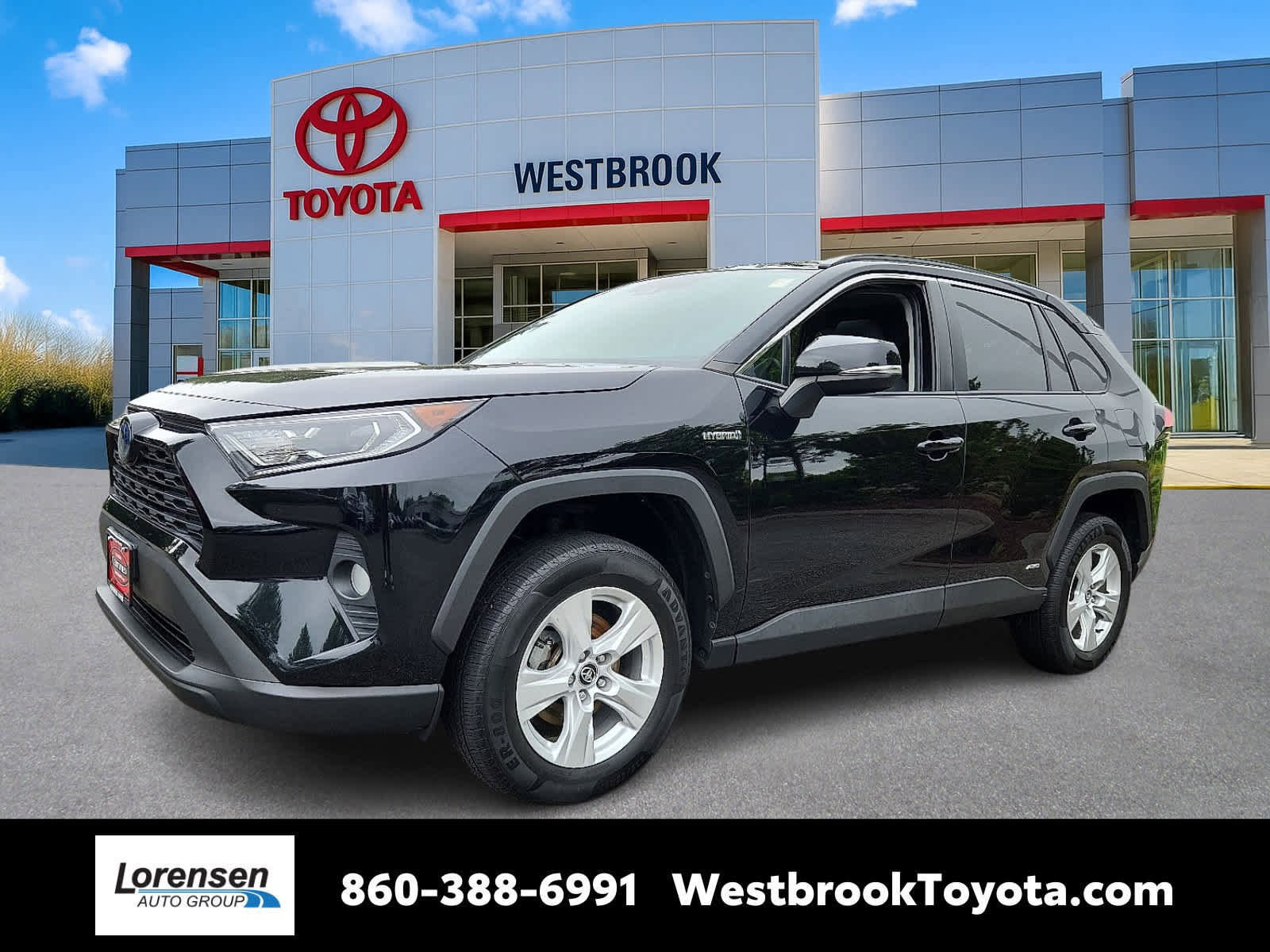 Certified 2021 Toyota RAV4 XLE image 1