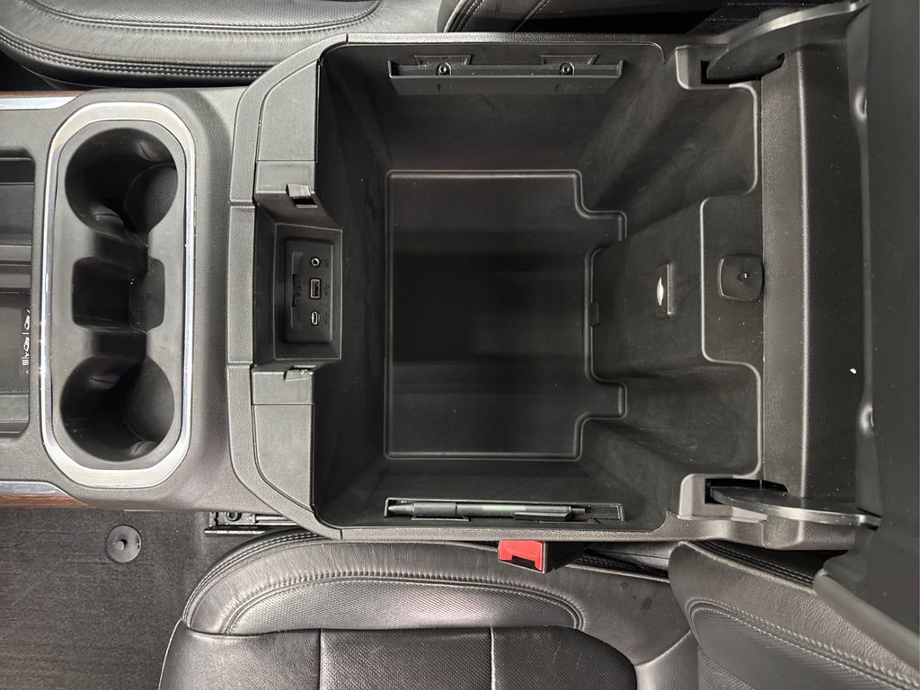 Used 2021 Chevrolet Silverado 1500 High Country image 23