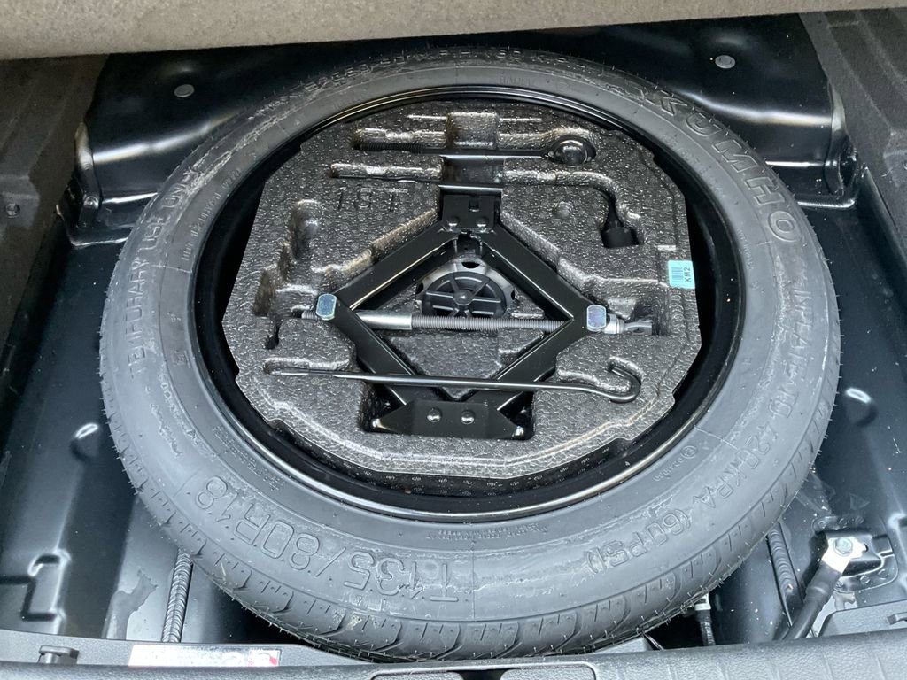 Used 2023 Genesis G70 2.0T w/ Sport Prestige Package image 29