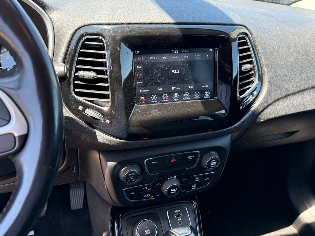 Used 2019 Jeep Compass Latitude AWD/4WD image 19