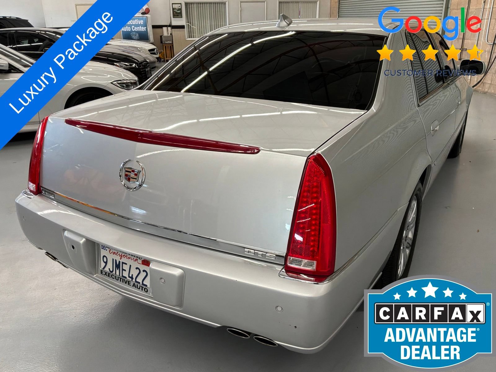 Used 2009 Cadillac DTS w/ Trunk Convenience Package FWD image 5