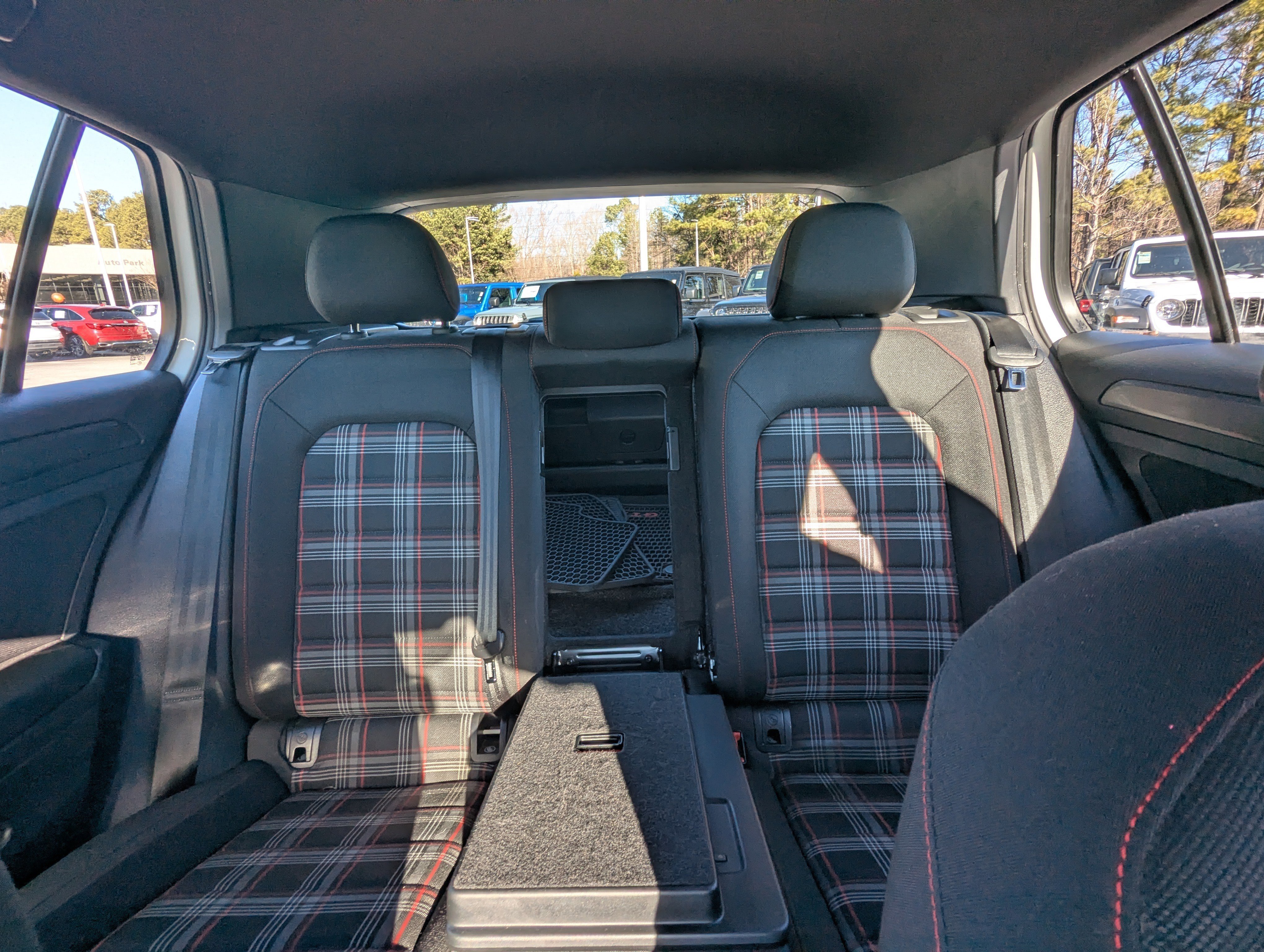 Used 2018 Volkswagen GTI S image 10