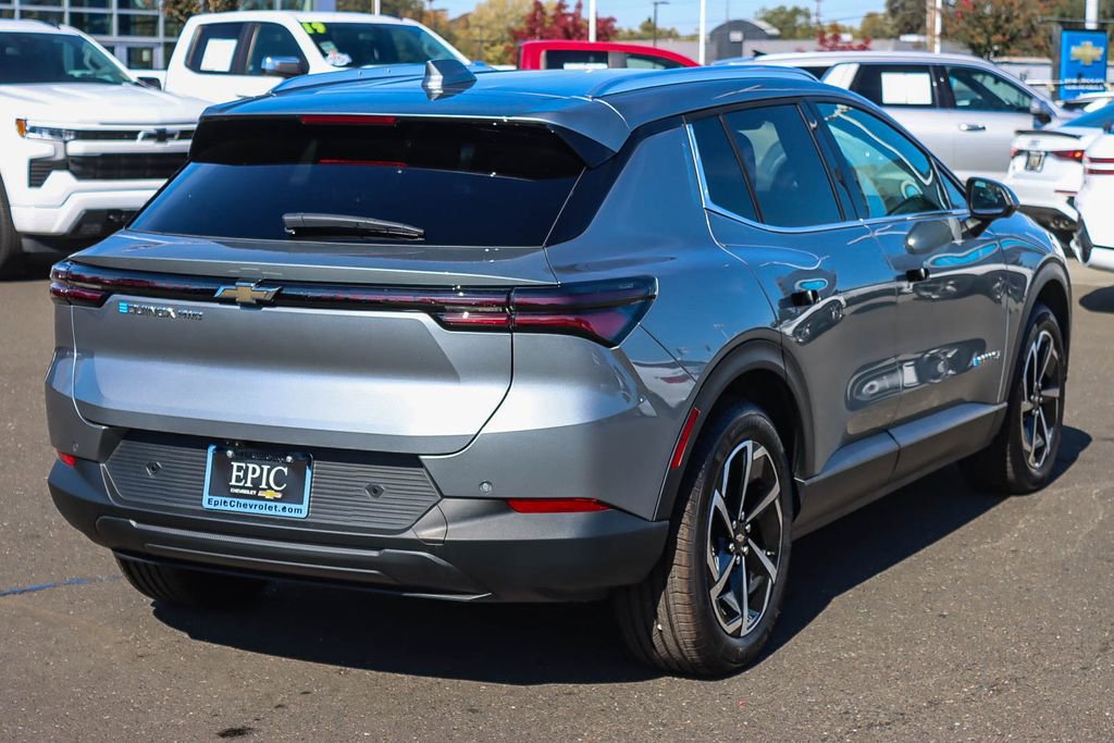 New 2026 Chevrolet Equinox EV LT image 4
