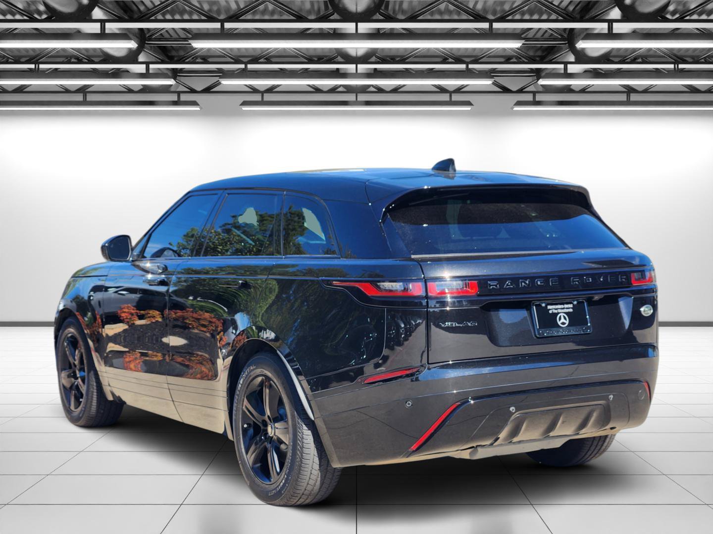 Used 2022 Land Rover Range Rover Velar R-Dynamic S AWD/4WD image 7