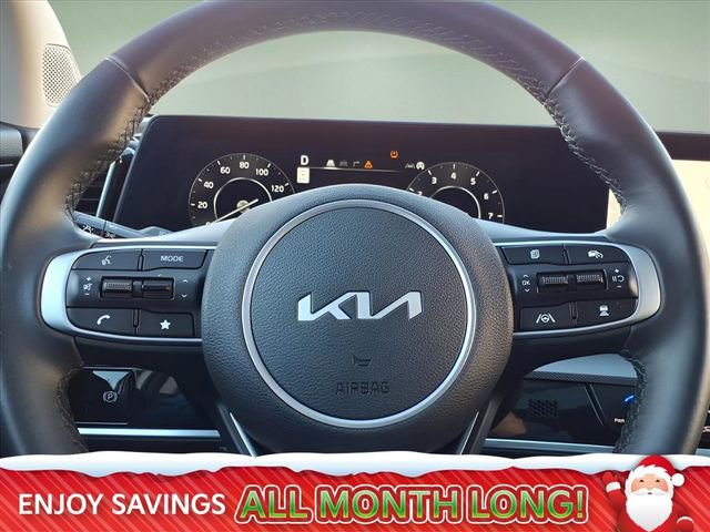 Used 2025 Kia Sportage SX image 30