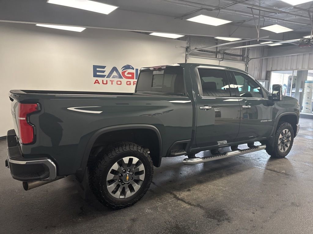 Used 2025 Chevrolet Silverado 2500 LTZ w/ LTZ Premium Package image 11