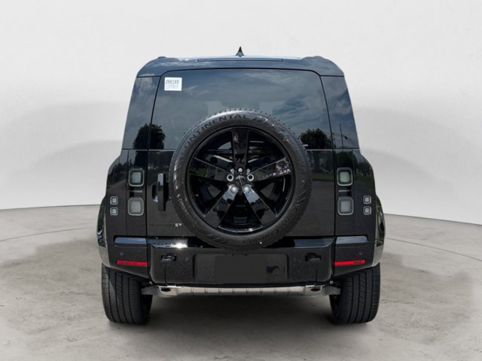 New 2026 Land Rover Defender 110 X-Dynamic SE AWD/4WD image 5