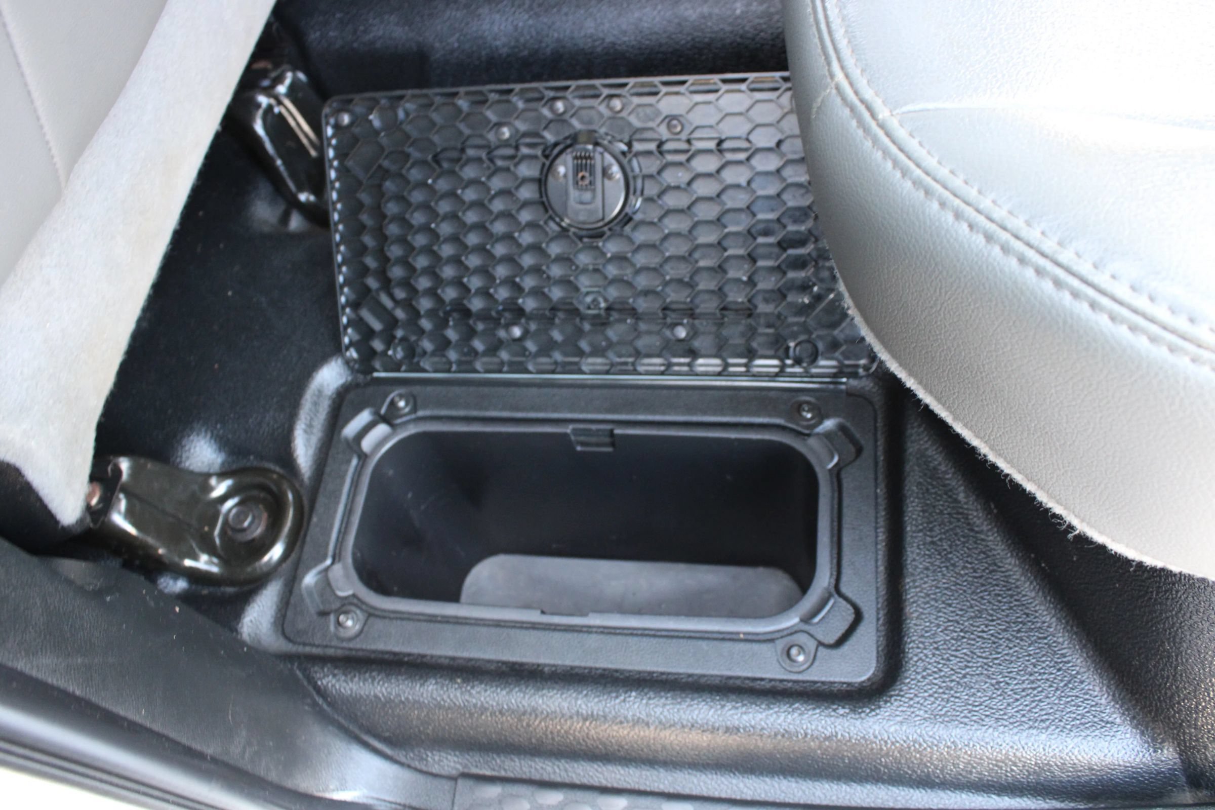Used 2017 RAM 1500 Tradesman RWD image 16