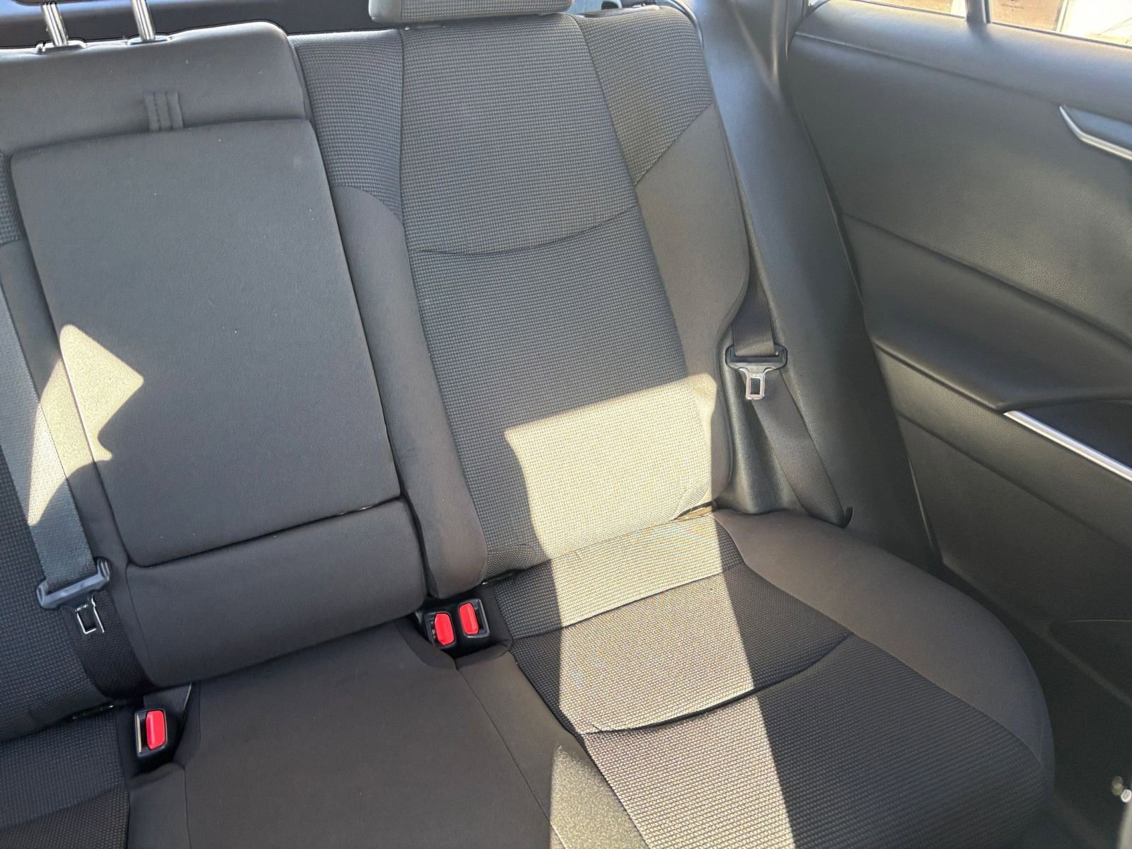 Used 2025 Toyota RAV4 LE image 33