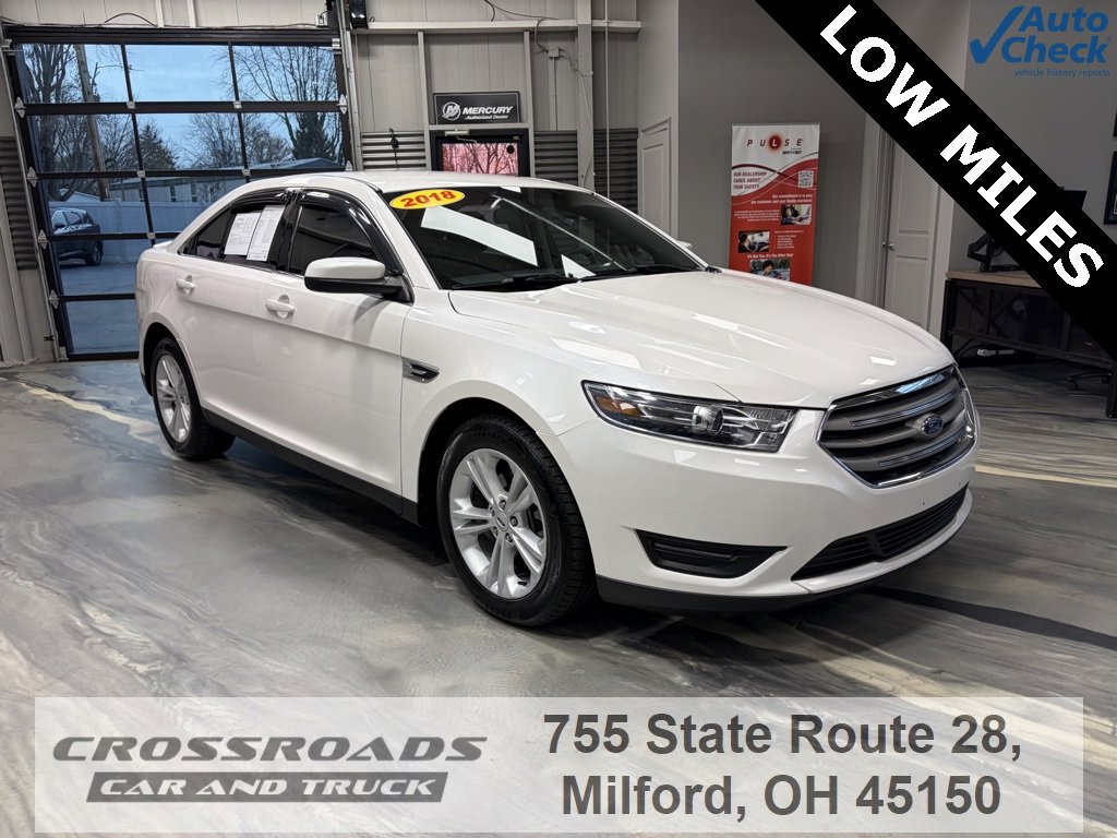 Used 2018 Ford Taurus SEL image 1